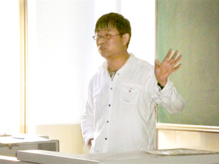 安徽财经大学高鸣教授应邀来世界杯官网作学术报告