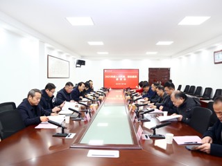 学校召开2025年度人大代表、政协委员座谈会